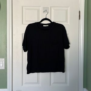 Aritzia Wilfred Free Pocket Tee